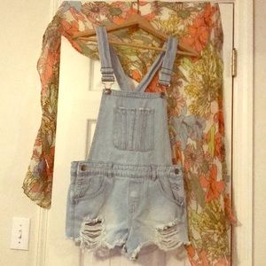 Bongo distress short overalls 🌻